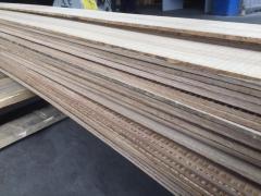 Дубовый пиленый шпон