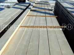 Предлагаем Еловые пиломатериалы естественной влажности, дисковый распил под строжку и пр.